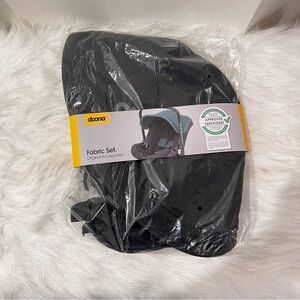 Doona Midnight Edition Canopy w/ Shoulder Pads